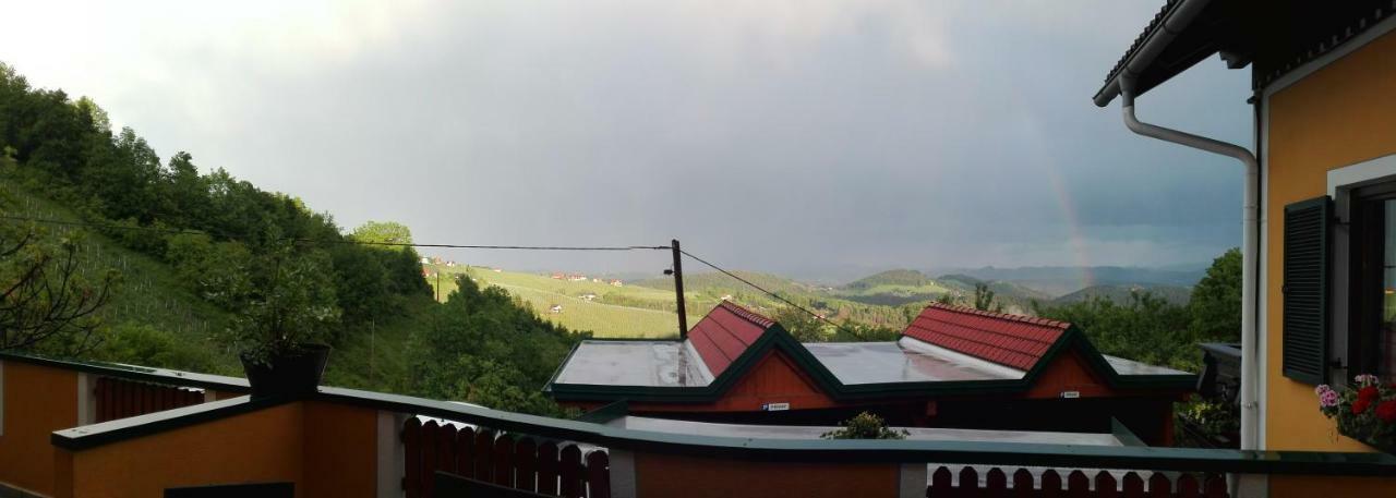 Bed and Breakfast Weingut Stoff Kitzeck im Sausal Zewnętrze zdjęcie